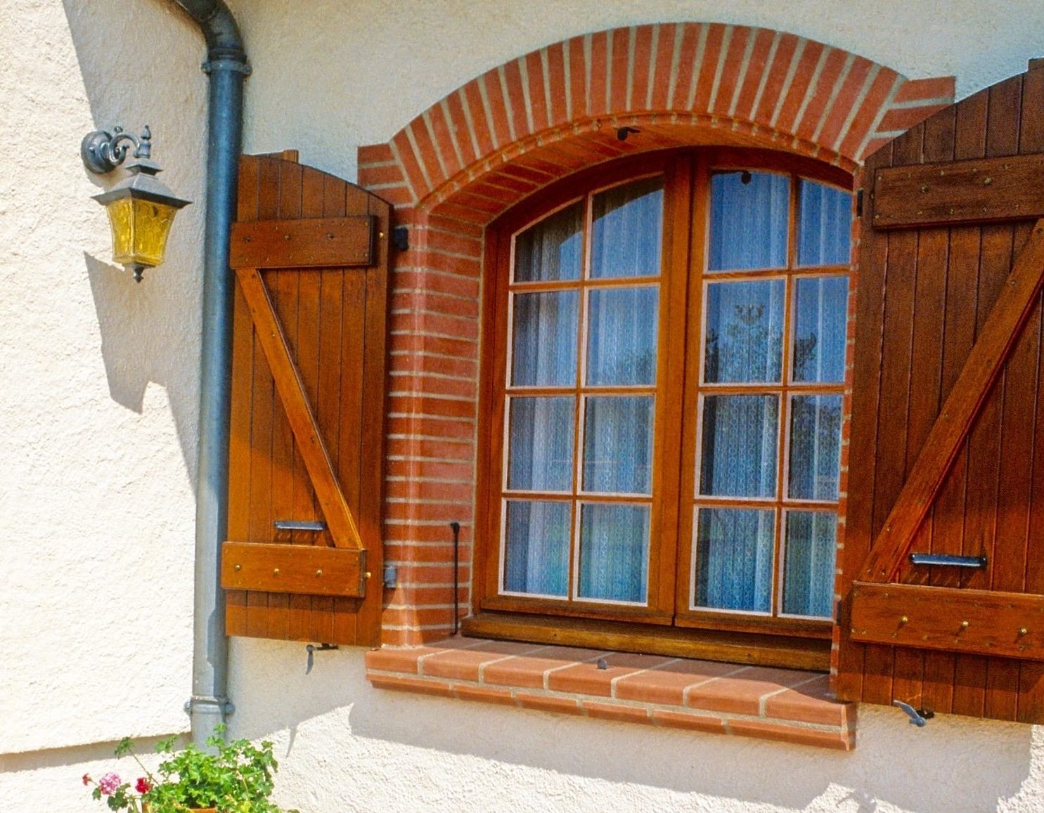 produits-parements-encadrements-portes-fenetres-appuie-de-baie-brique-nagen-artisanat